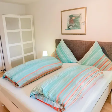 Luxurious In Near Public Pool Apartment Medebach
