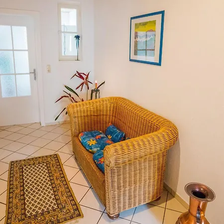 Luxurious In Near Public Pool Medebach