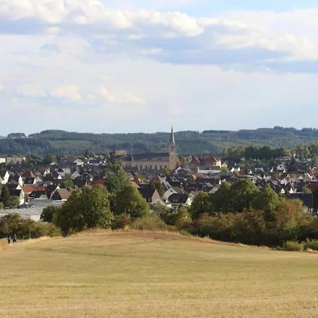 Luxurious In Near Public Pool *