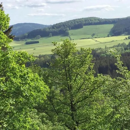 Luxurious In Near Public Pool