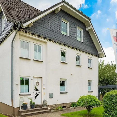 Luxurious In Near Public Pool アパート *