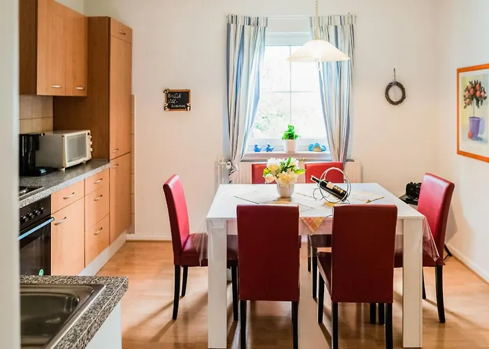 Apartman Luxurious In Near Public Pool *